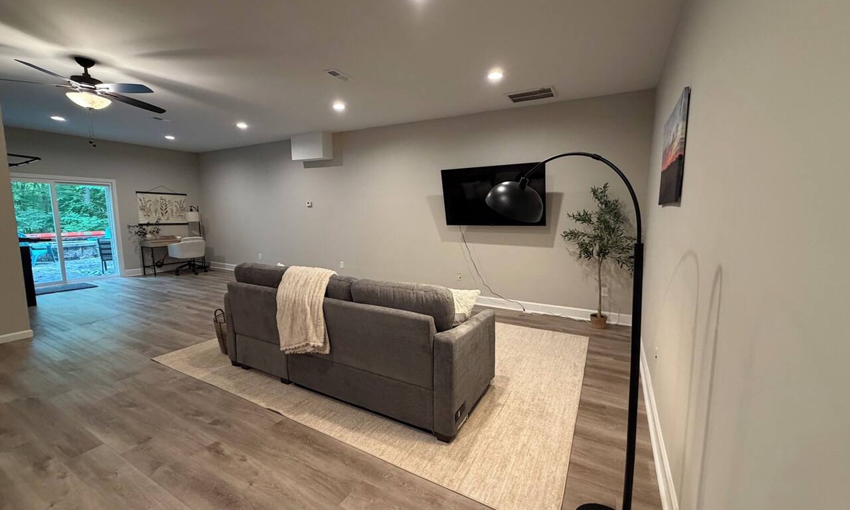York House | Spacious 1,600 Sq Ft 1BR Suite 30+ Day Stays