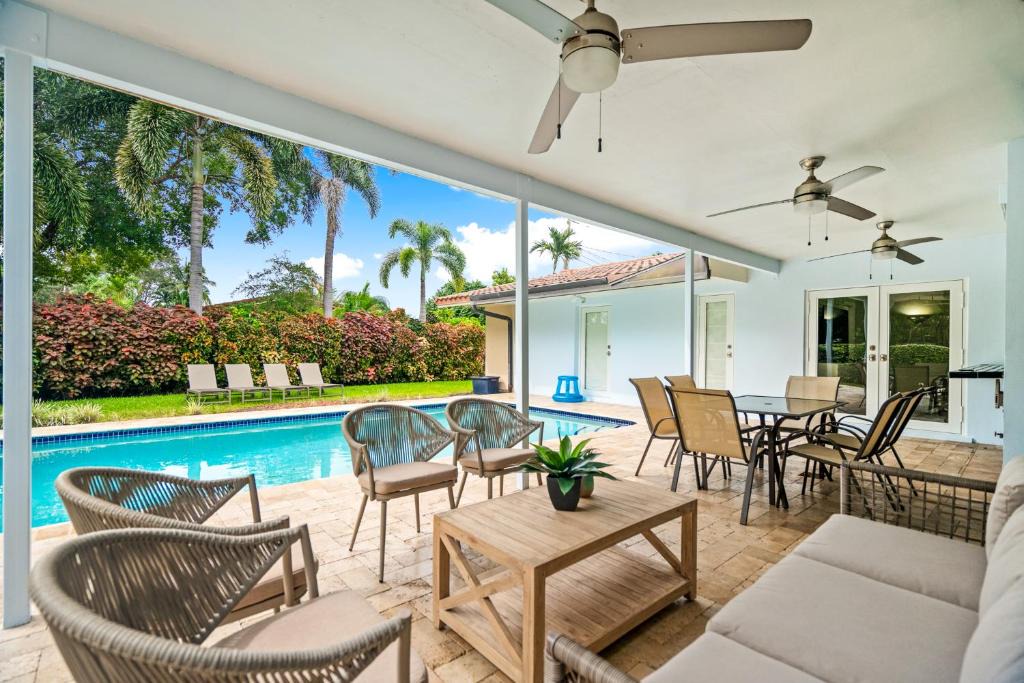 Plantation House | Spacious 4BR/3BA pool home, stylishly decorated