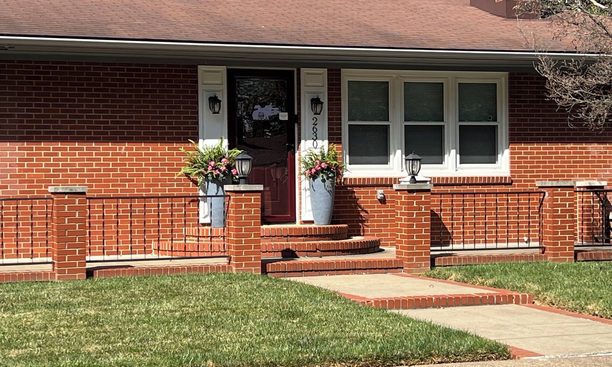Owensboro House | Spacious 5-bedroom house in charming Owensboro with AC, WiFi