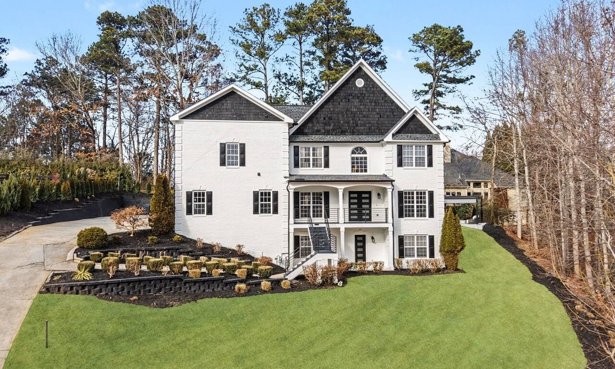 Woodstock House | Spacious 5-bedroom house in perfect location