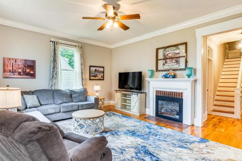 Athens House | Spacious Athens Home ~ 1 Mi to Downtown!