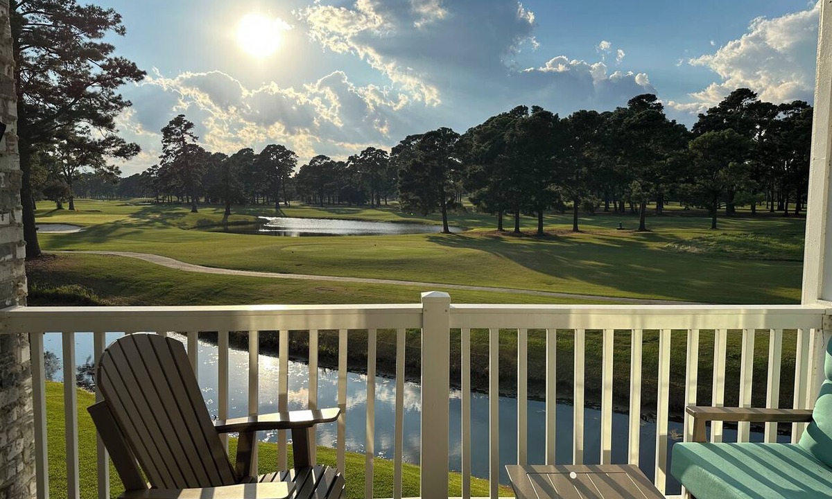 Central Myrtle Beach Condo | Spacious Condo on the 4th Hole of Pine Hills Golf Course