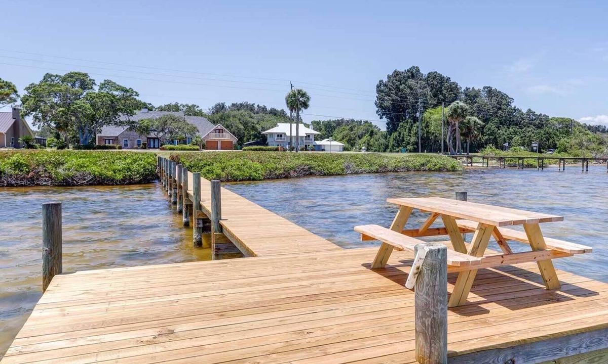 Tropic House | Spacious Merritt Island Home: Private Pool & Dock!