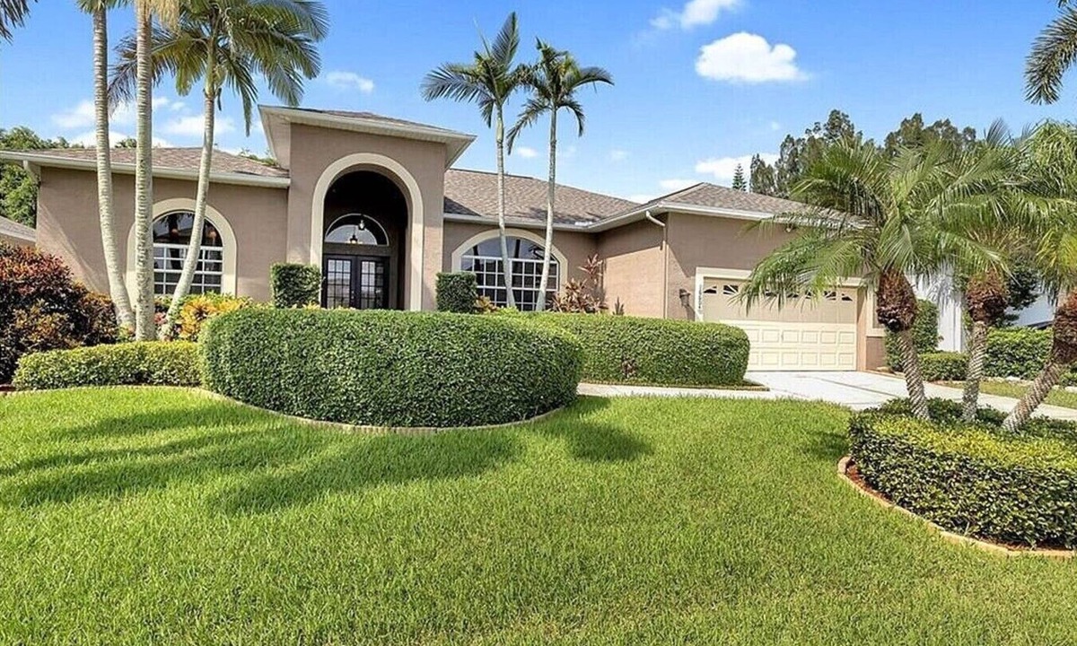 Biggar House | Spacious private pool home, close to beaches, with many upgrades!