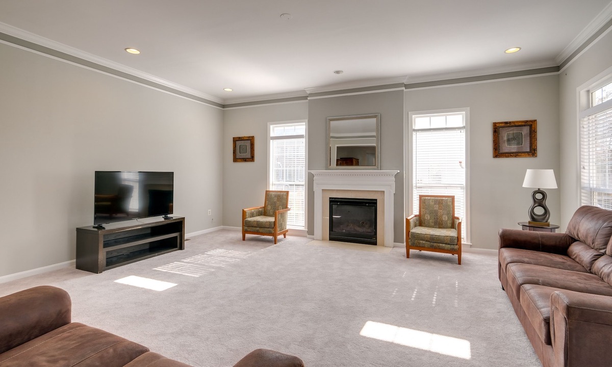 Springfield House | Springfield Sanctuary w/Spacious Deck!