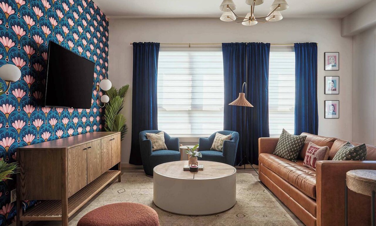Edgehill Condo | Stay On Music Row With King & Queen Beds + Pool | Fitness Center, Walk to RCA Studio B & Local Dining, Under 2 miles to Broadway, Garage Parking, Elevator Access, 24 Hr Hospitality