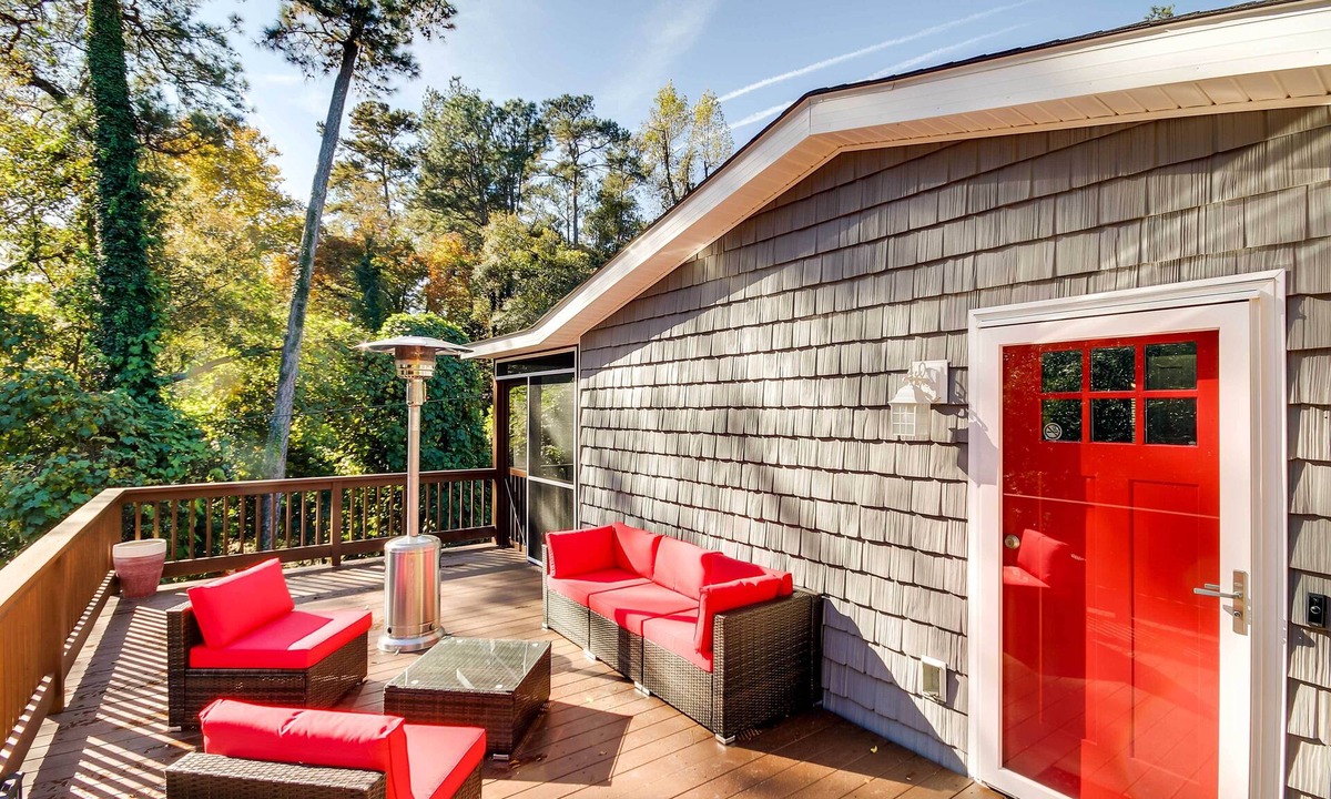 Rosewood Cottage | Step-free Home w/Fire Pit - 3 Miles to Usc!