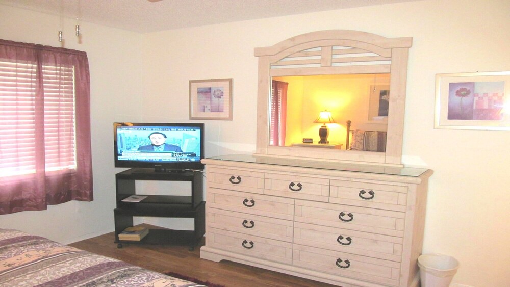 Siesta Key Condo | Steps from White Sands of Siesta Beach-Best Beach-Apartment Updated in 2016