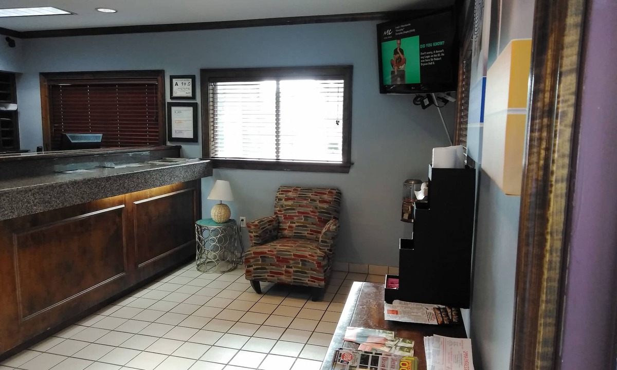 Greensboro Hotel | Studio 6 Extended Stay - Greensboro, NC - I-40