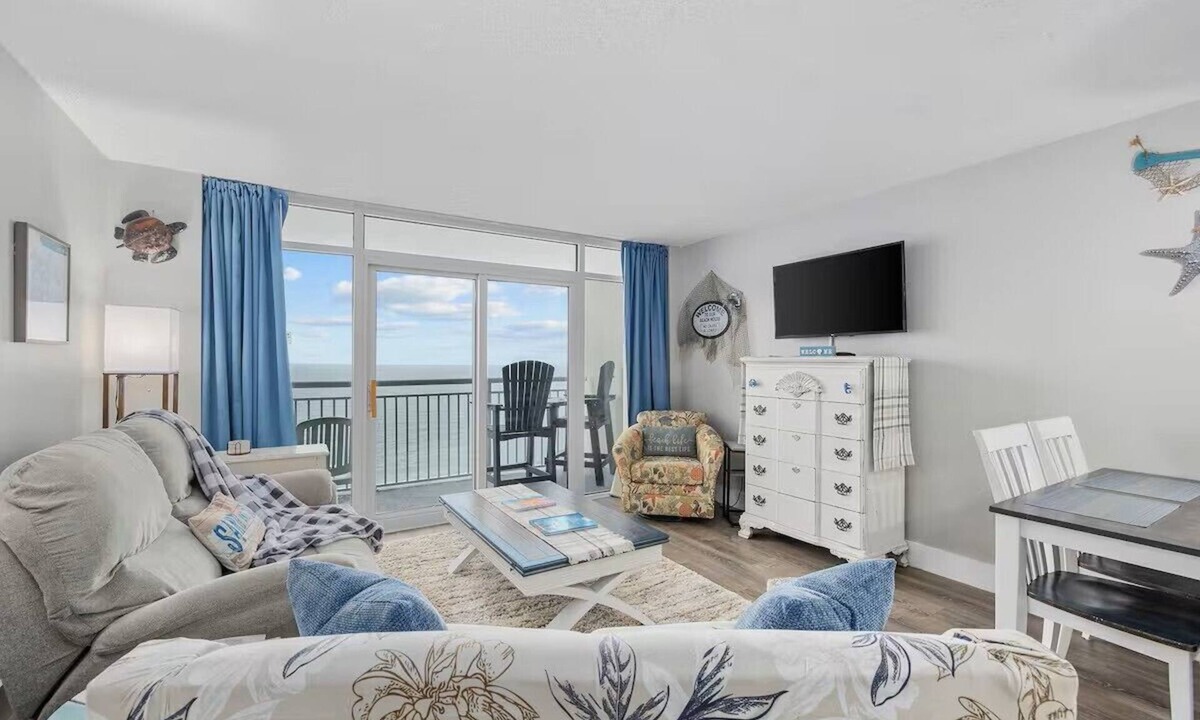 Atlantic Beach Condo | Stunning 18th Floor Oceanfront Condo Amazing Views