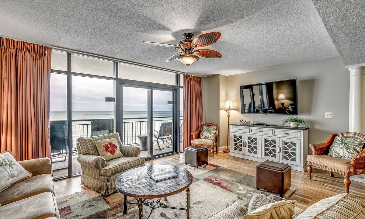 Myrtle Beach Condo | 🏖️Stunning Ocean Views | Pools + Hot Tub | The Island 511🏖️