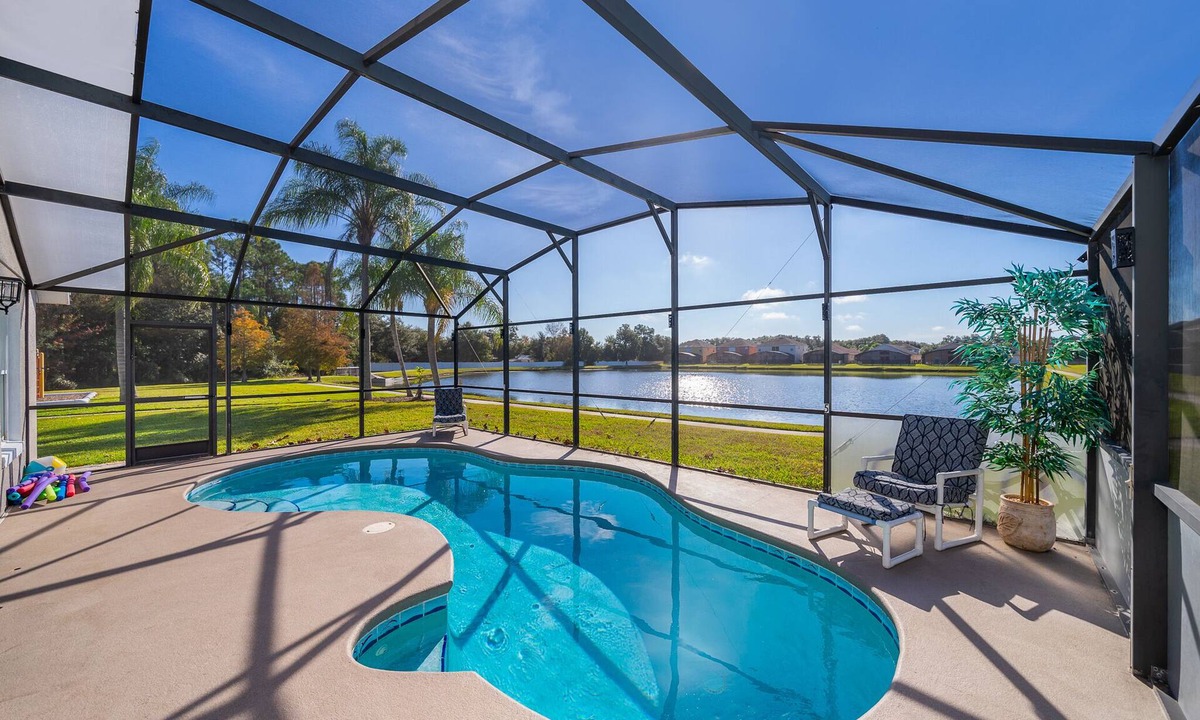 Seasons House | Summer Breeze