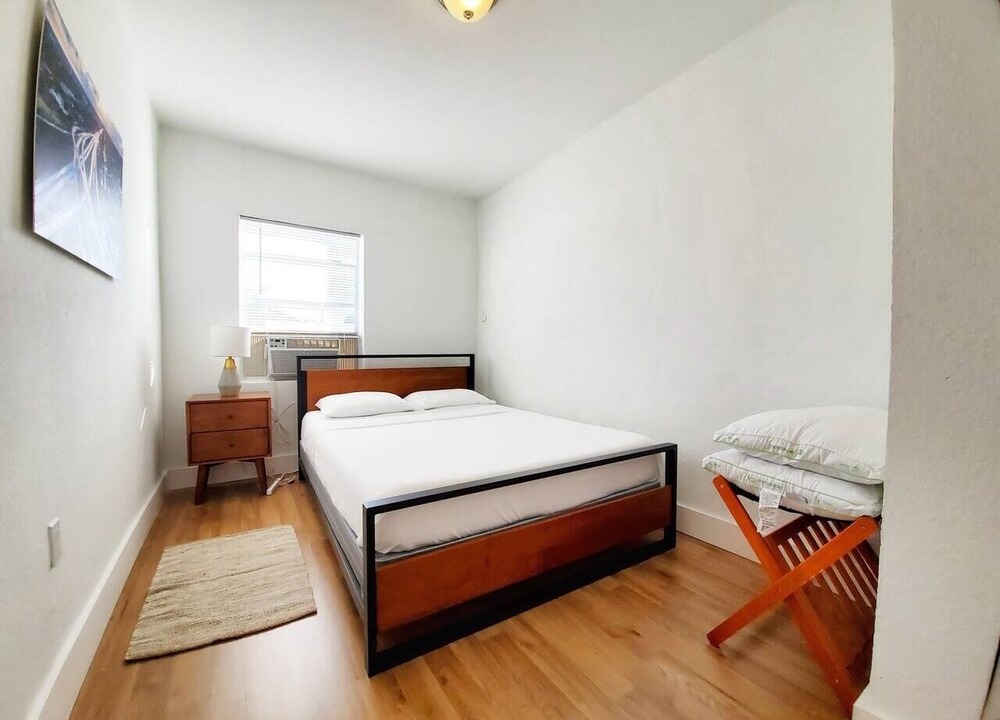 Buena Vista Apartment | Sunny 2BR Apt nr Wynwood,Midtown & Design District