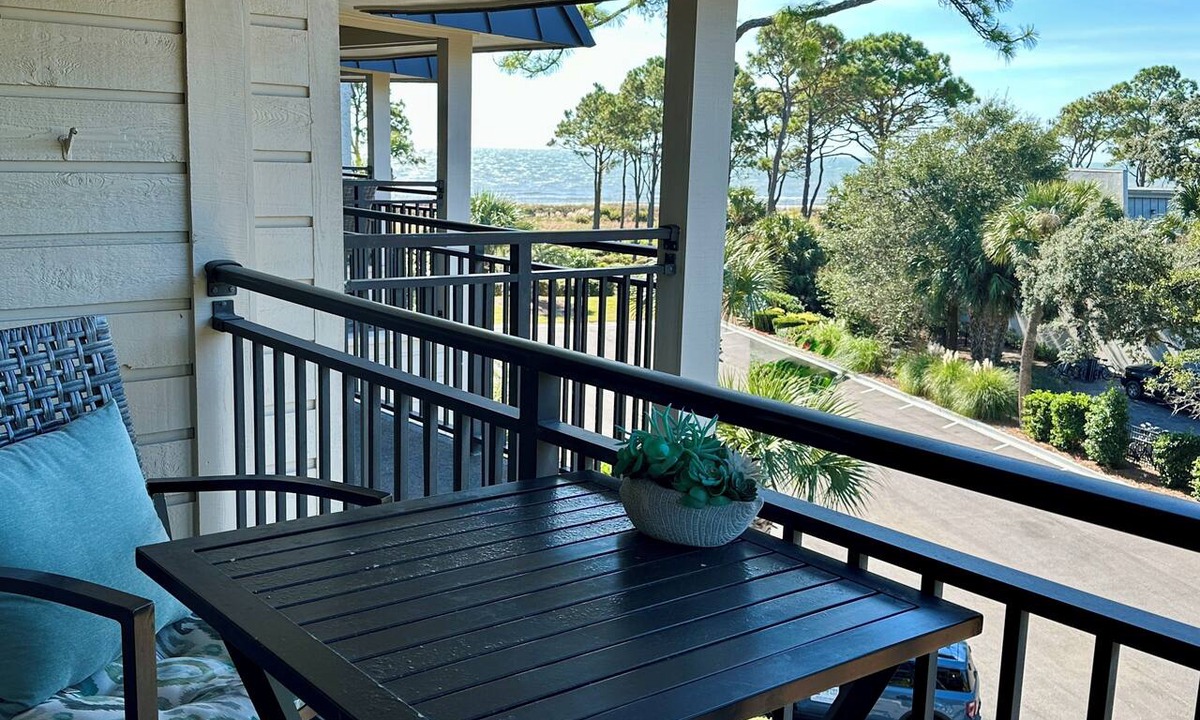 Hilton Head Island Condo | Sunset Dunes Direct Beach Access