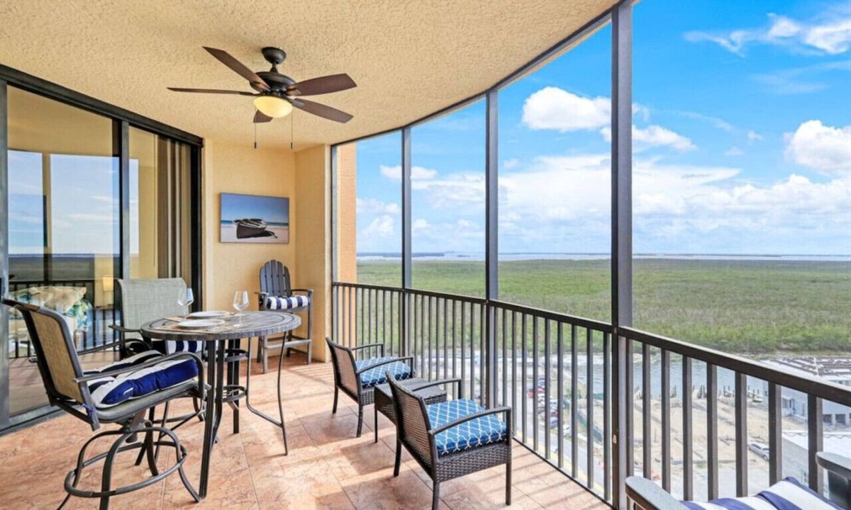Cape Harbour Condo | Sunset Siesta |Cape Harbour Amazing Sunset View - 2/2 Luxury Condo