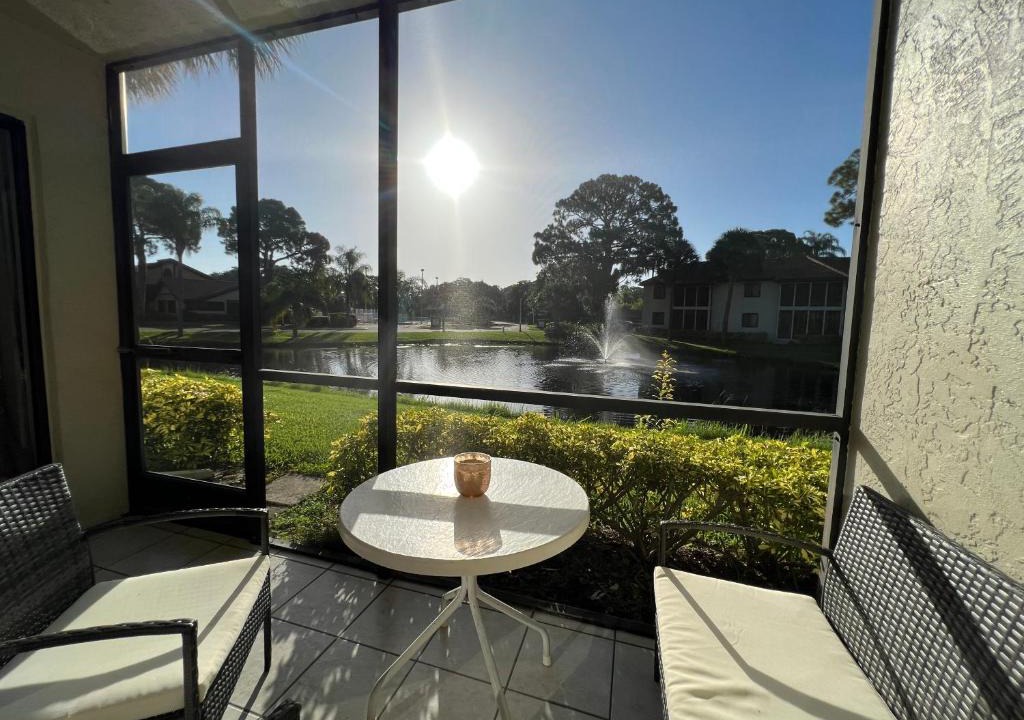 Trailer Estates Apartment | Superb Apartment in Florida & very close to IMG