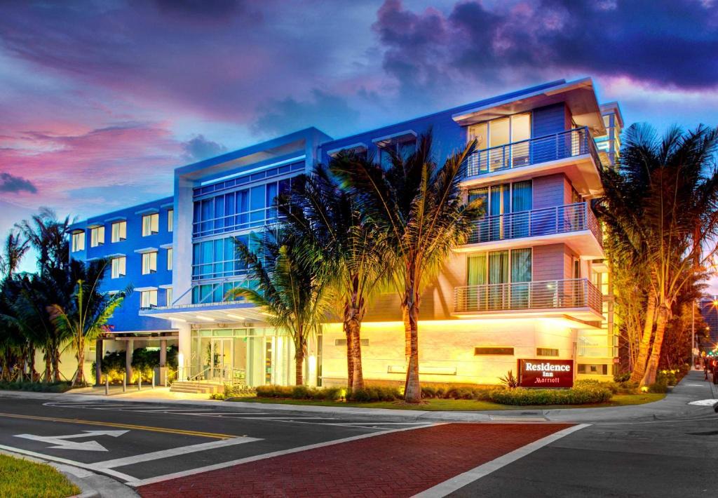Brickell | Surfside