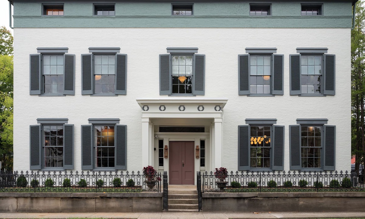 Frankfort Hotel | The Ashbrook Hotel