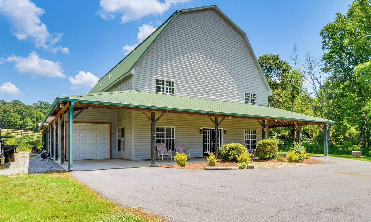 Gainesville House | The Barndominium at Hawks Creek Farm!