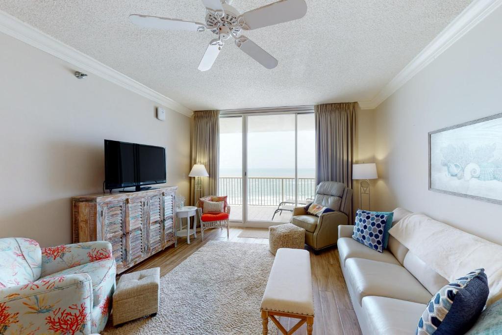 Fort Morgan Apartment | The Beach Club 1006D
