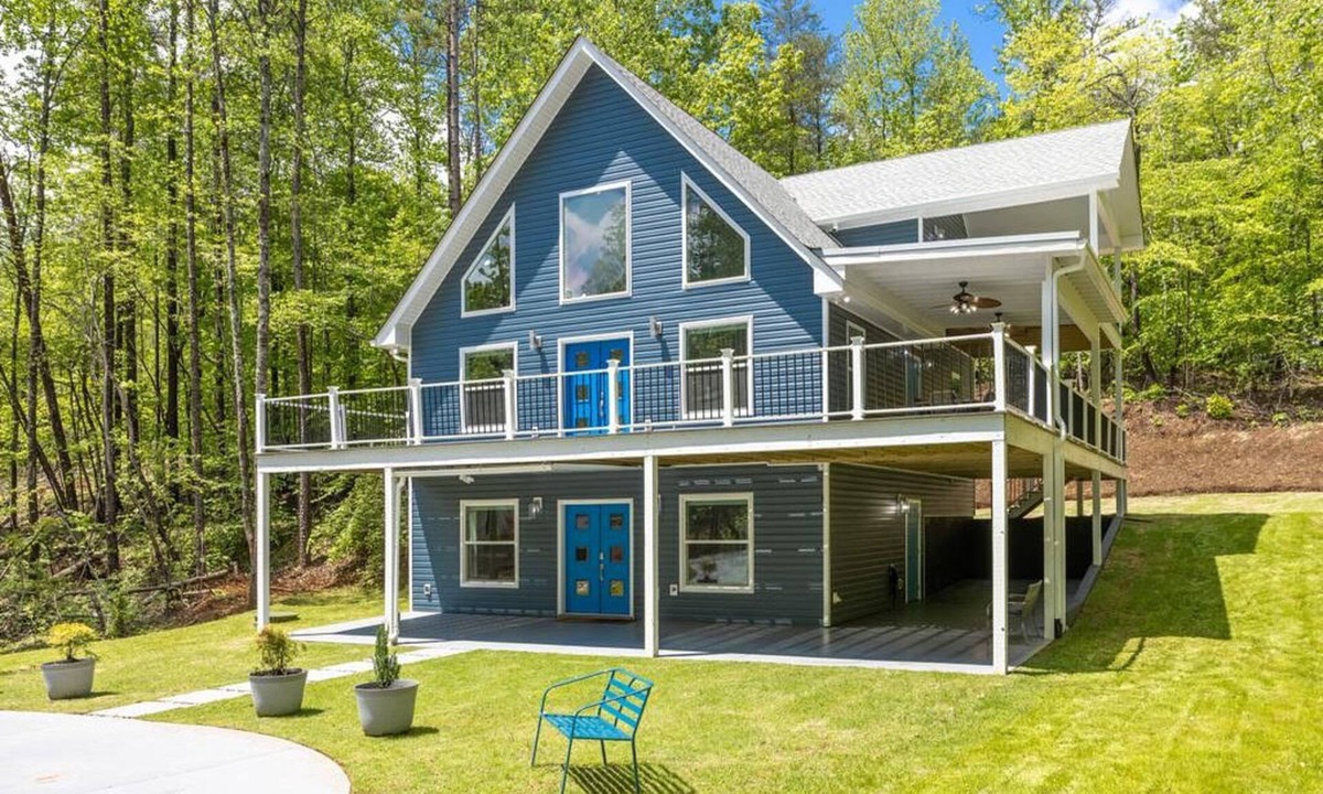 Westminster House | The Blue Cabin/Modern Cabin Lake Hartwell Near Clemson