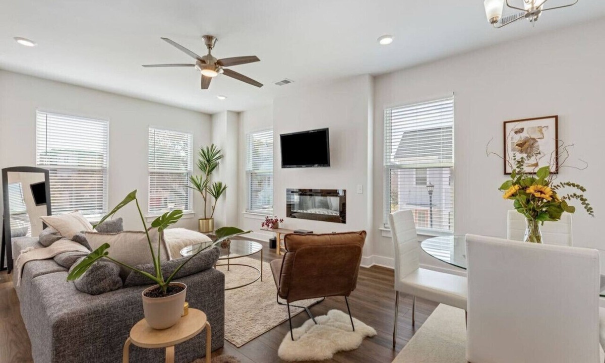 North Charleston Villa | The Boroughs at Mixson 4BR-INQ IIII