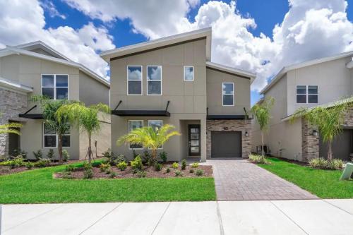 Four Corners House | The Captivating Cottage 6 bedrooms of pure delight