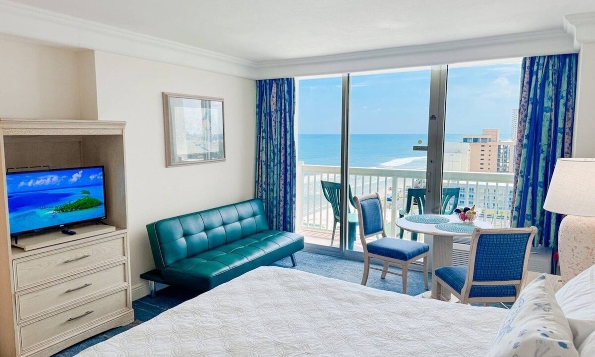 Ortona Park Apartment | The Coastal | Ocean Views | 12th Floor Studio