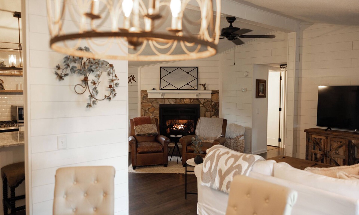 Dahlonega Cottage | The Cottage at Cardinal Hill