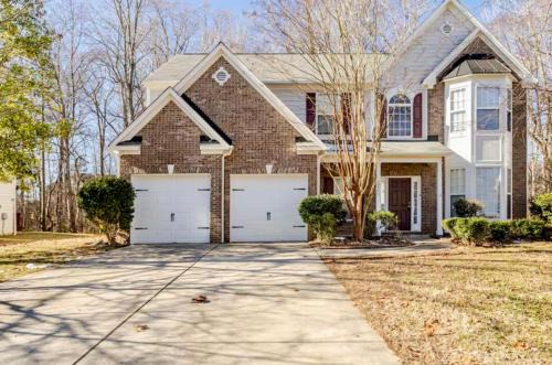Mountain Island House | The Eden at Charlotte