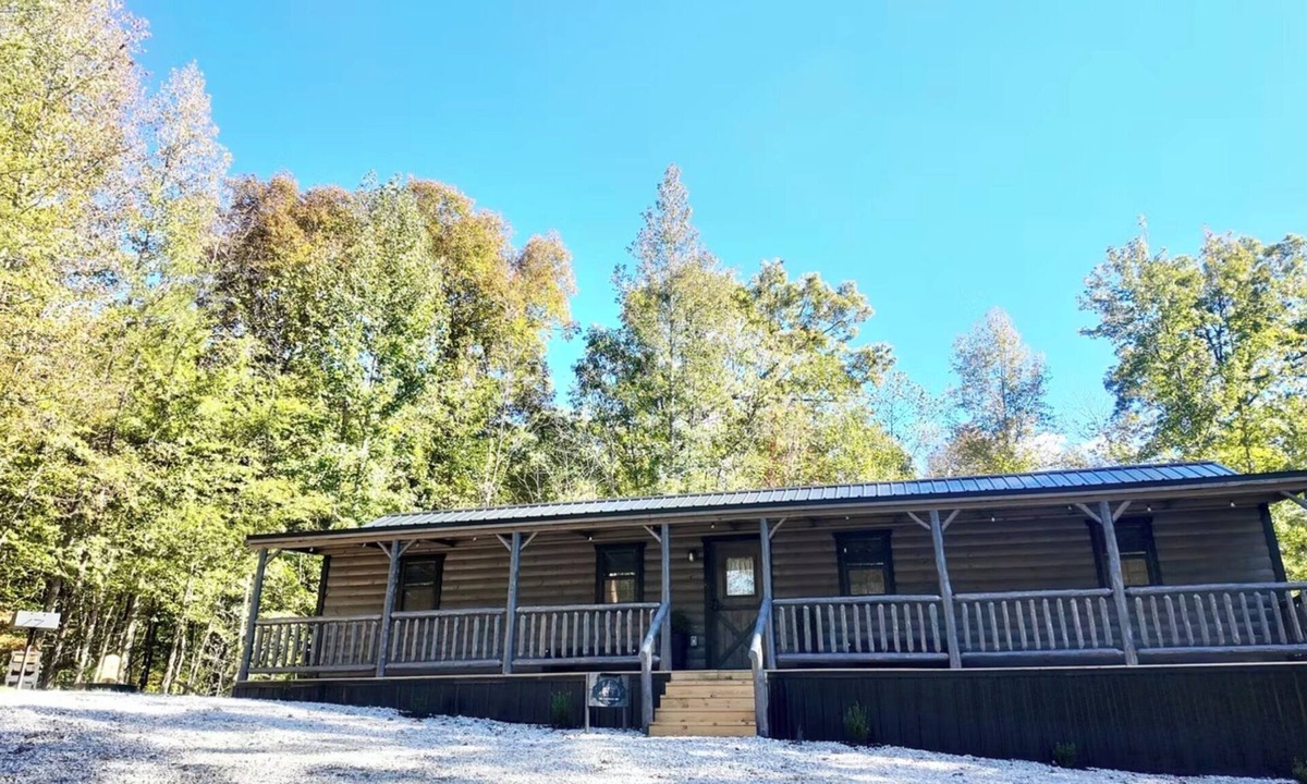 Huntsville Cabin | The Magnolia Cabin, Cabin #4
