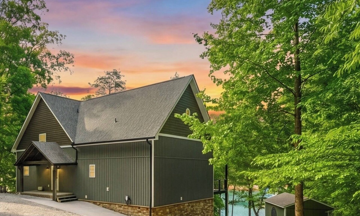 Big Creek House | The Nest. With a Waterslide!