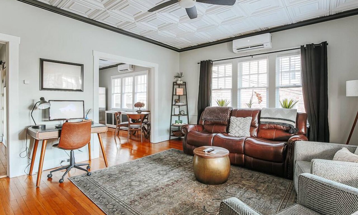Staunton Apartment | The Overlook: Walk Downtown + City Views