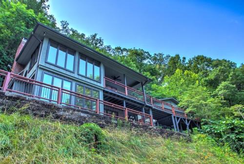 Waynesville House | The Peaceful Fox - Relaxing Retreat in Asheville - Family