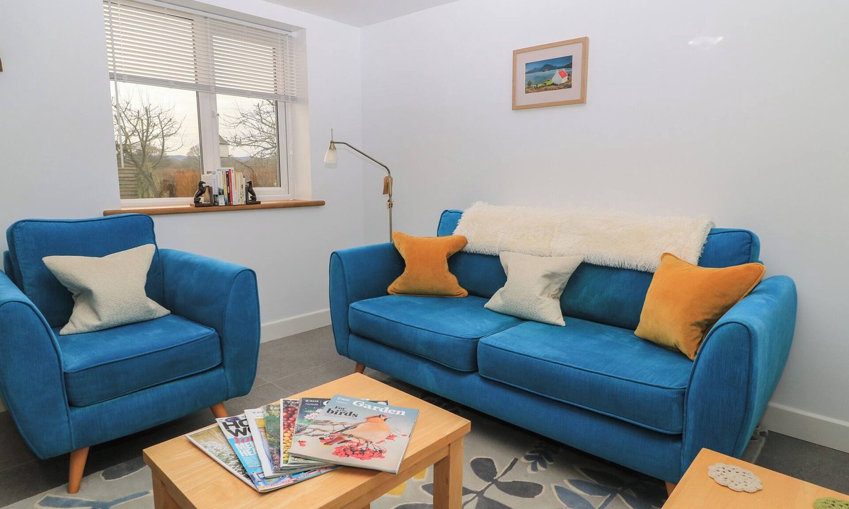 Potterne Cottage | The West Wing