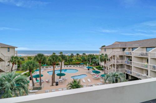 North Forest Beach Villa | Top Floor Oceanfront Bliss Breakers Villa at Coligny Beach