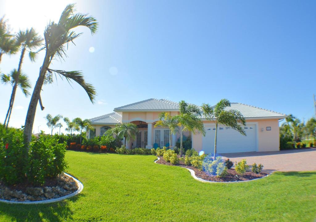 Downtown Historic District Resort | Top Florida Properties Vacation Villas