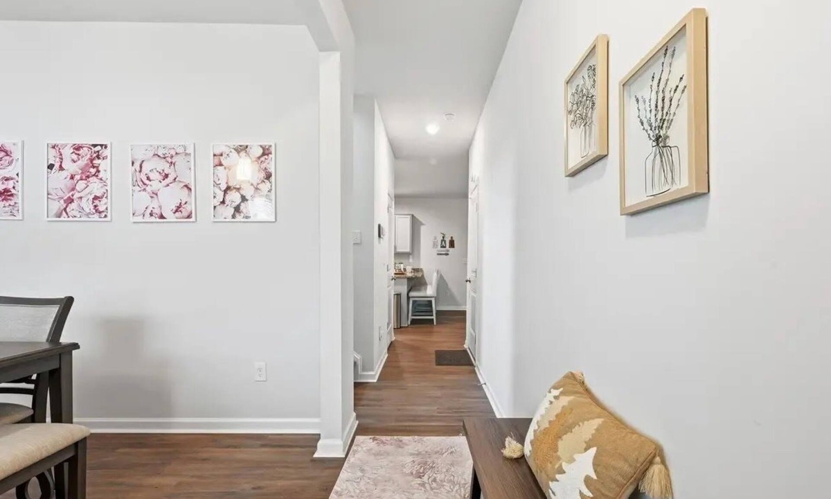 North Raleigh House | Tranquil 3-bedroom house with AC in charming Raleigh