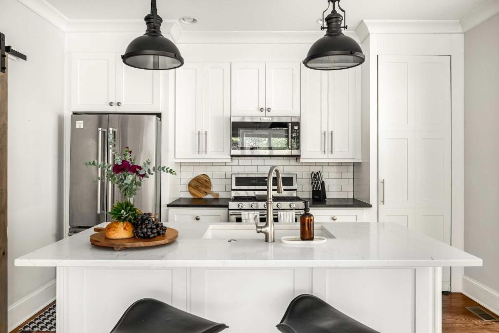 Inman Park Apartment | Tree House