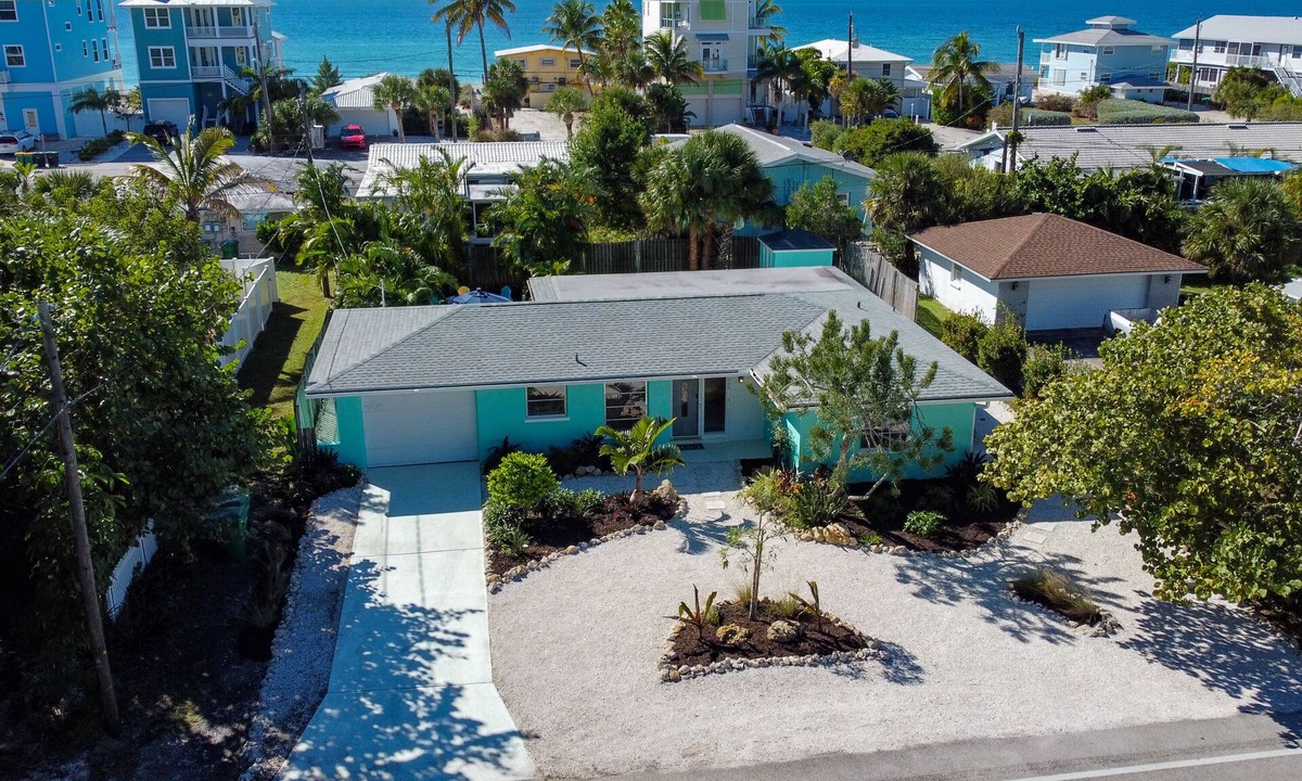 Englewood House | Tropical Oasis - Englewood Beach, FL.