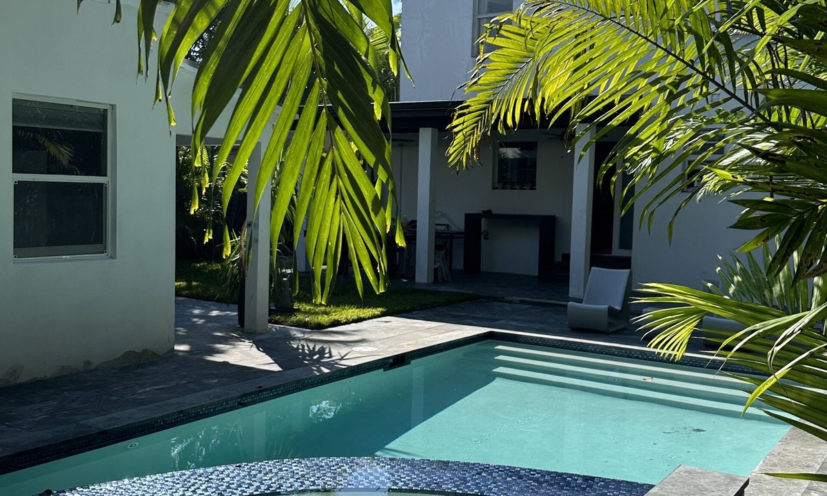 Little Havana House | Tropical Villa: Luxe Pool/Spa in Prime Location!