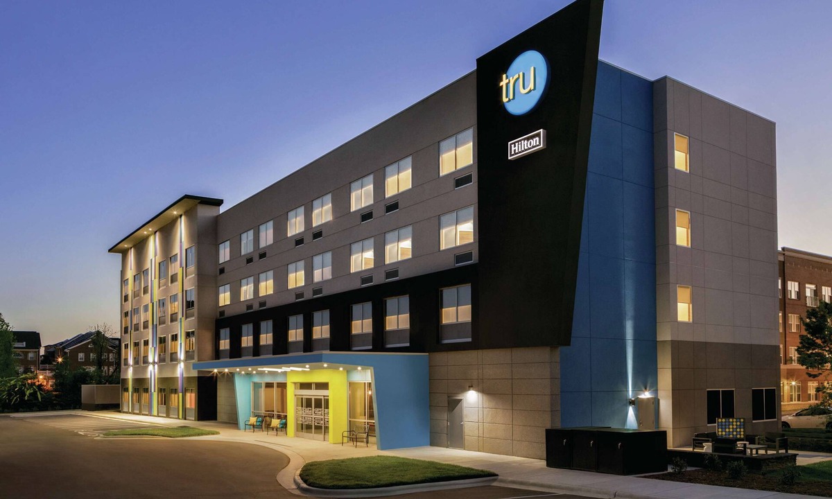 Charlotte Hotel | Tru by Hilton Charlotte Ayrsley