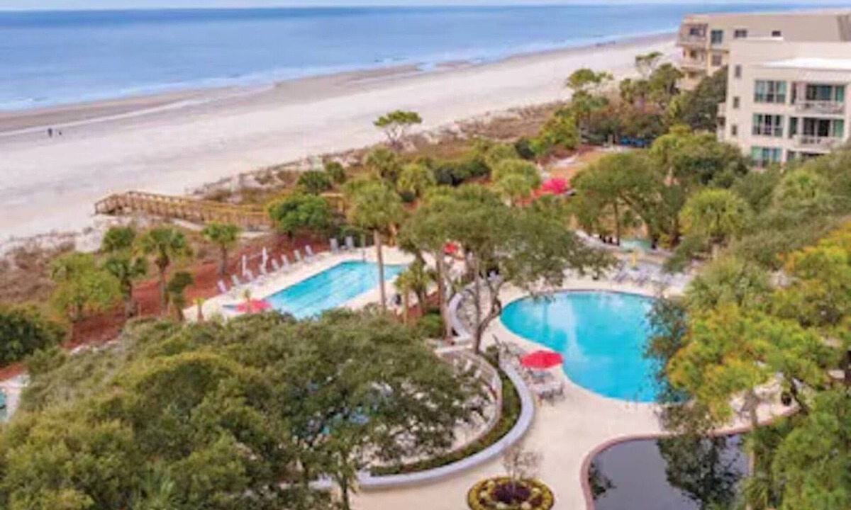 Oceanside Condo | Two-bedroom garden view condo at the Monarch in Sea Pines on Hilton Head Island