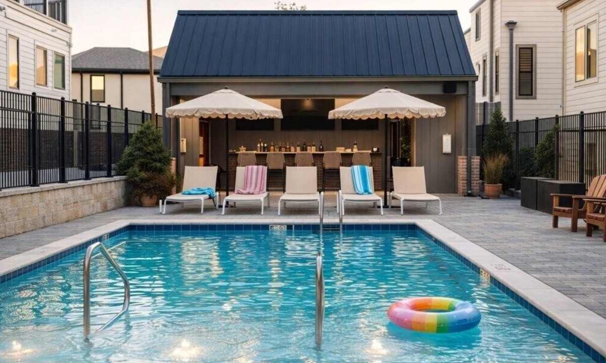 Historic Edgefield House | Unit 6 I Experience Noa Nashville | 4BR Luxury Retreat + Resort Pool