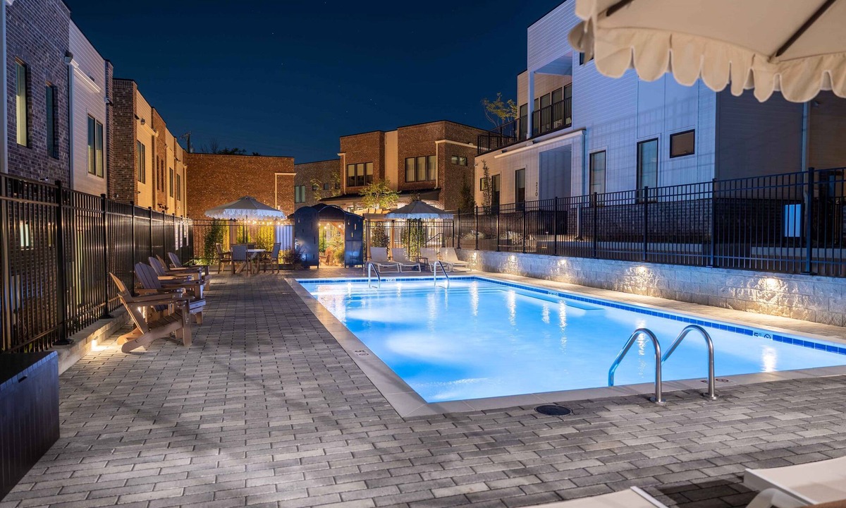 Historic Edgefield House | Unit 9 I Experience Noa Nashville | 4BR Luxury Retreat + Resort Pool