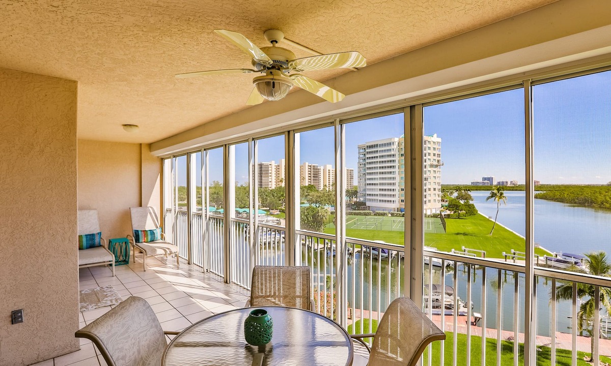 Vanderbilt Beach Condo | Updated Vanderbilt Beach Condo with Great Views.