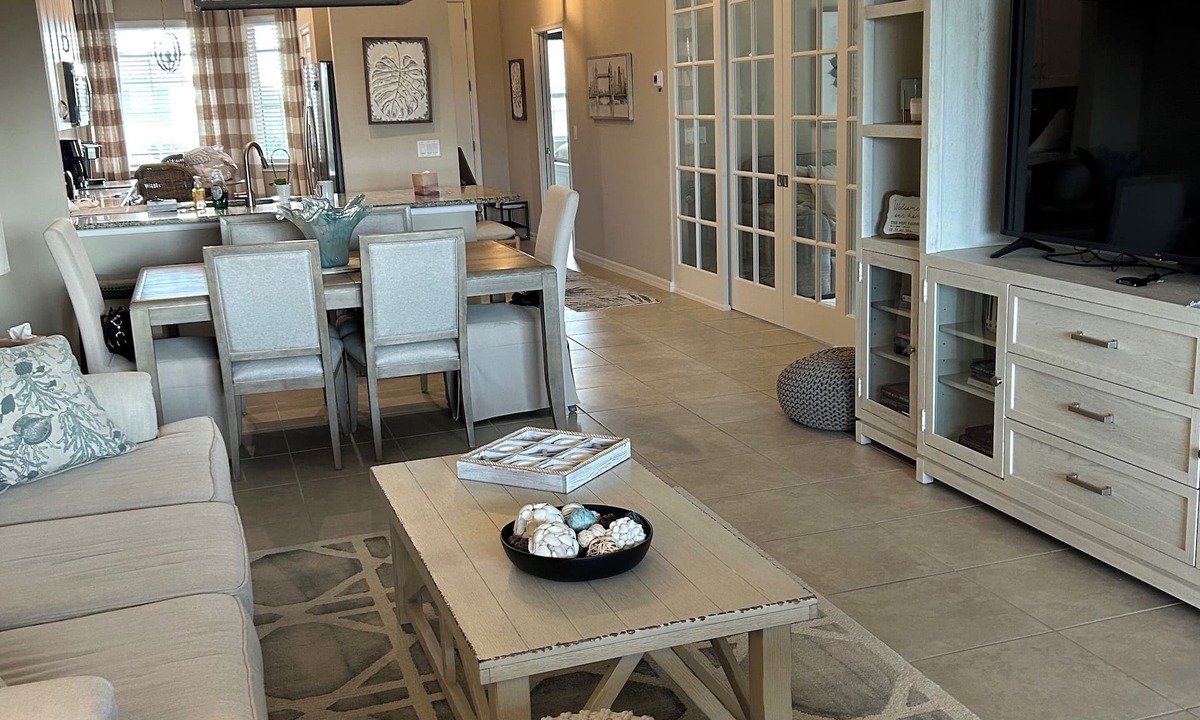 Naples Condo | Vacation condo in Naples, Florida. Professionally decorated.