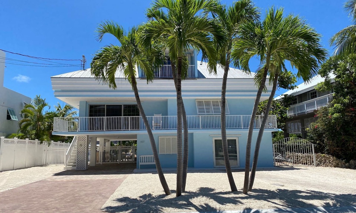 Islamorada House | Venetian 4/4 Waterfront Canal Home W/Pool, 70' Dock w/access to ocean and bay