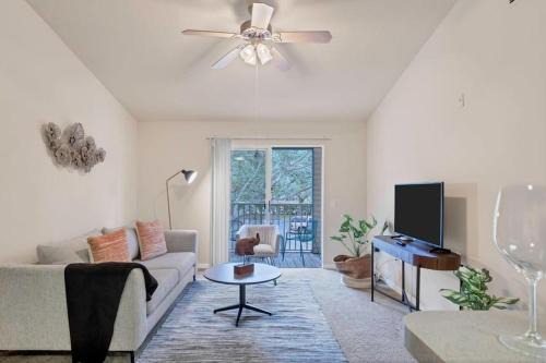 Trailer Estates Apartment | Viagem Prime Location and Open 2BR Balcony Pool Gym