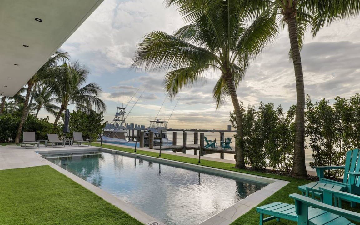 North Bay Village Villa | Villa ∙ 5 bedrooms ∙ 9 guests